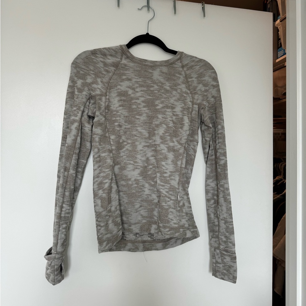Lululemon long sleeve shirt